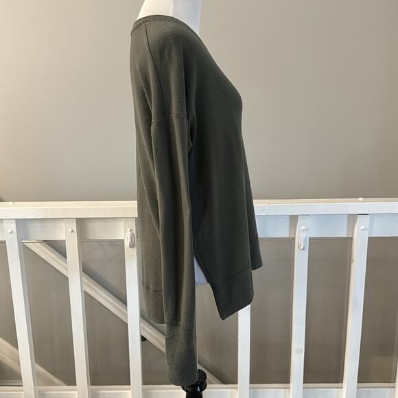 Athleta Coaster Luxe Pullover Sweatshirt Oversized Size XS Color: Olive Green - Picture 4 of 11